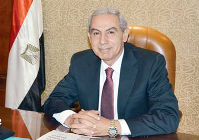 وزير التجارة والصناعة طارق قابيل