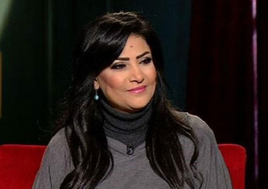 الفنانة بدرية طلبة