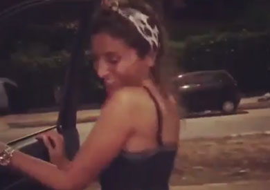 دينا الشربيني تشارك في تحدي كيكي