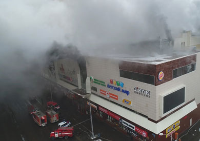 جانب من الحريق