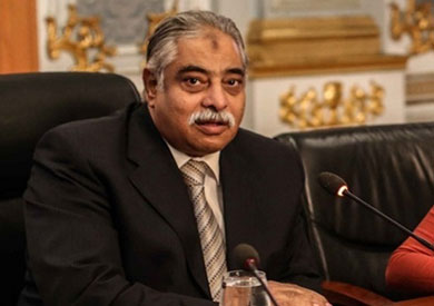 النائب ممدوح مقلد