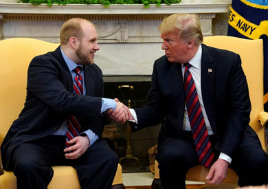 ترامب يستقبل جوشوا هولت في البيت الأبيض