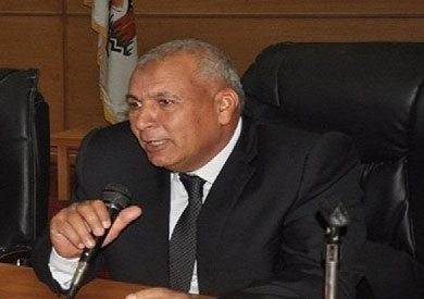 اللواء محمد الزملوط محافظ الوادي الجديد
