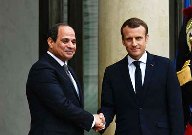 الرئيس السيسي ونظيره الفرنسي إيمانويل ماكرون