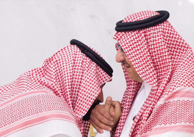 محمد بن نايف يبايع محمد بن سلمان