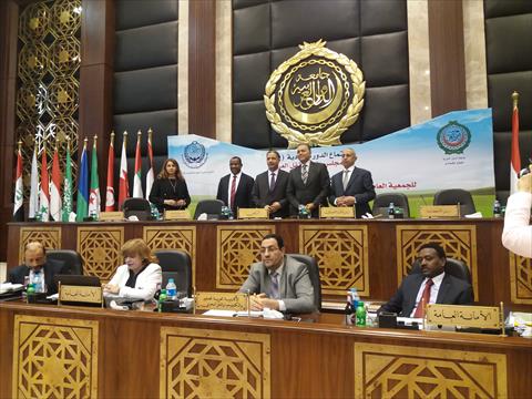 ليبيا تسلم مصر رئاسة المجلس