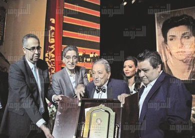 لويس جريس في ذكرى وفاة سناء جميل بالمسرح القومى تصوير احمد عبد الجواد