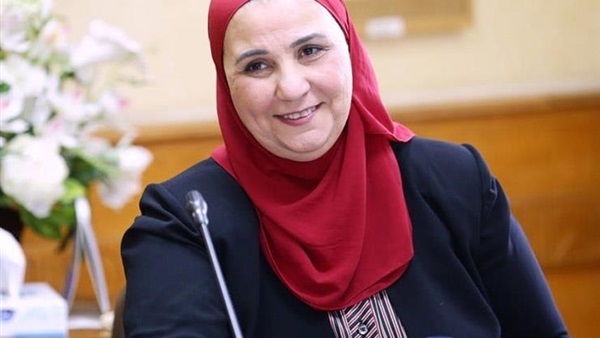 نيفين القباج وزيرة التضامن