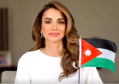 الملكة رانيا تهنئ الشعب الأردنى بالذكرى الـ71 للاستقلال