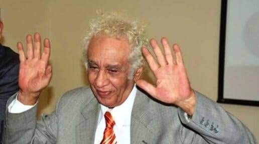 الكاتب السيد إمام