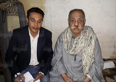 محرر الشروق مع المفرج عنه