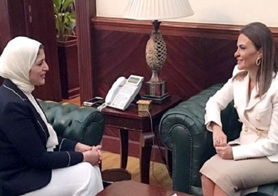 وزيرتي الاستثمار والصحة