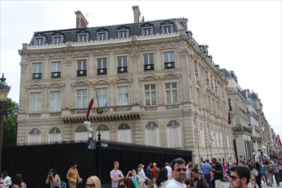 سفارة قطر بباريس