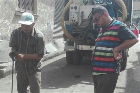 بالصور تكثيف أعمال الصرف الصحي وتطهير الشنايش بجمرك الإسكندرية