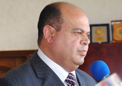 اللواء علاء فتحي أبو زيد محافظ مطروح