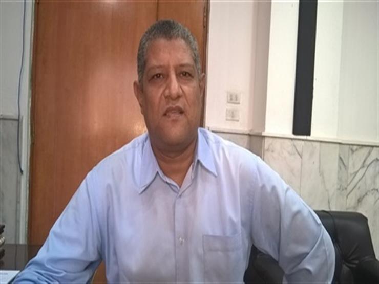 الدكتور / أيمن خضاري
