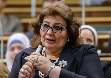 النائبة مارجريت عازر وكيل لجنة حقوق الانسان بالبرلمان