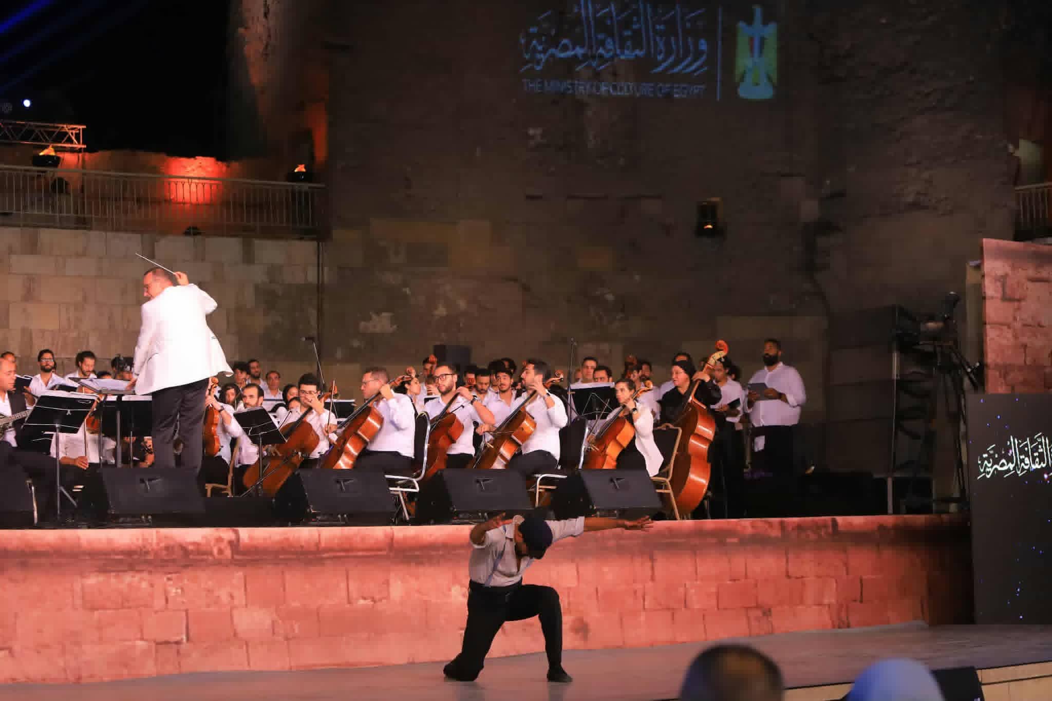 تصوير دنيا يونس