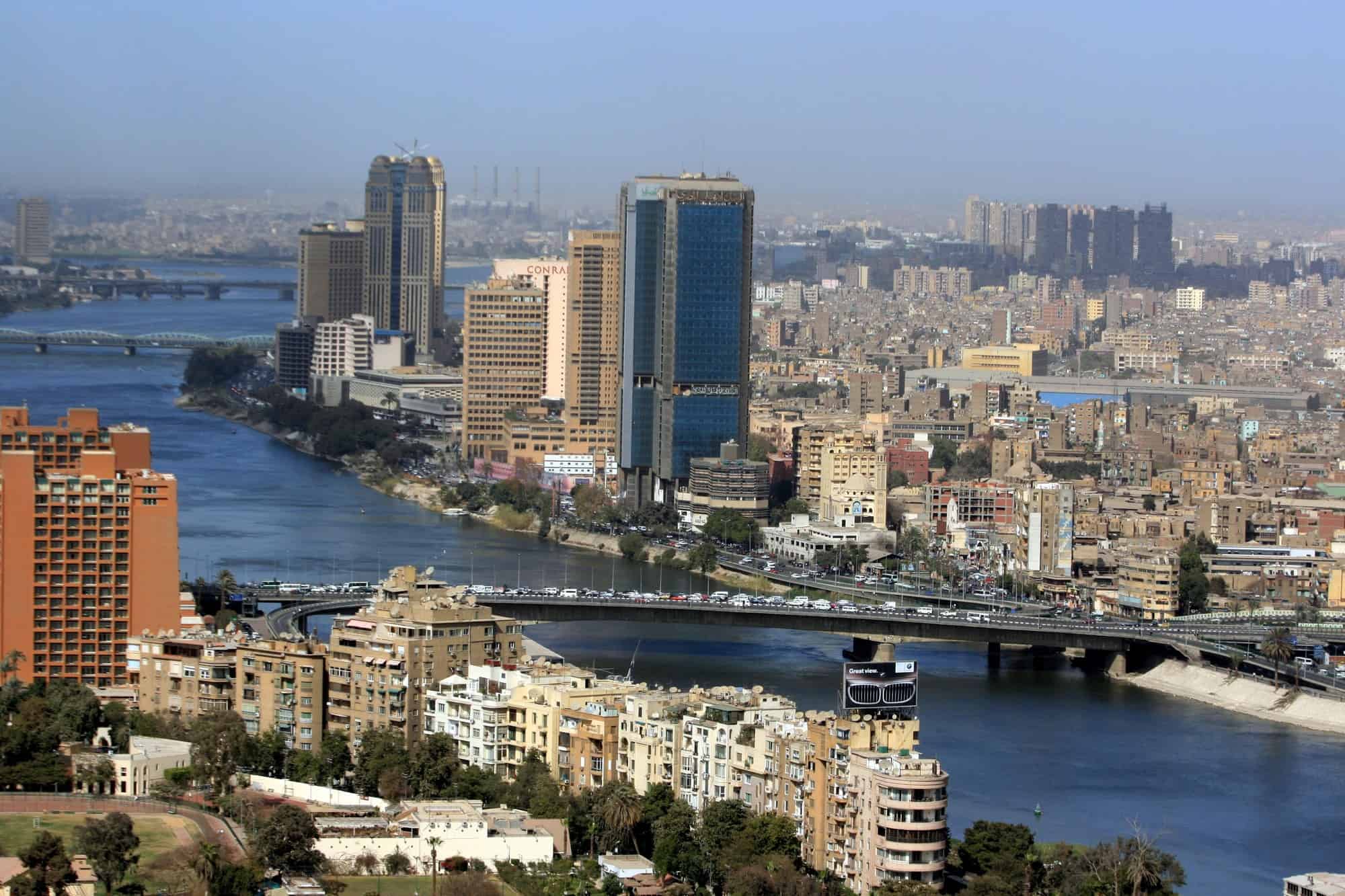 فيديو.. الأرصاد تحذر من موجة حارة وأتربة تضرب البلاد
