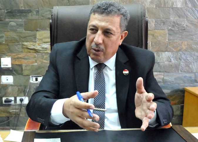 يوسف الديب وكيل وزارة التربية والتعليم بالبحيرة