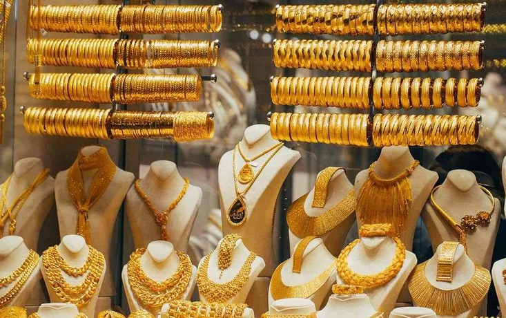 «التموين» تكشف أسباب ارتفاع أسعار الذهب
