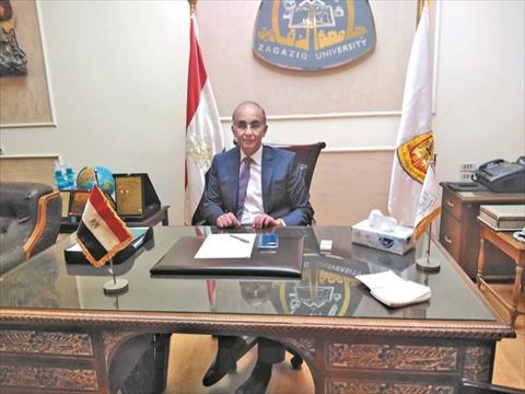 الدكتور عثمان شعلان، رئيس جامعة الزقازيق