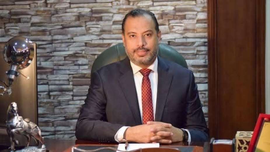 أحمد السبكي، أستاذ جراحات السمنة والسكر