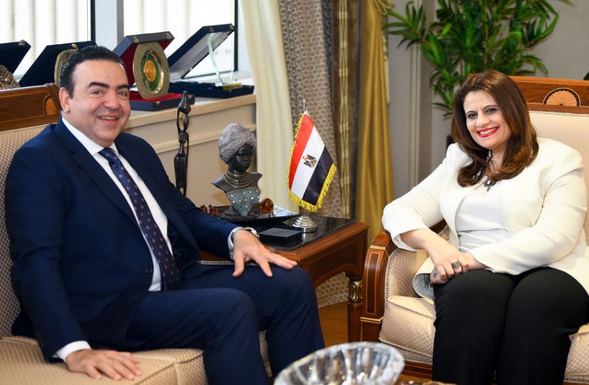 وزيرة الهجرة تناقش إسهامات المصريين بالخارج في دعم خطة التنمية وتعزيز الاقتصاد