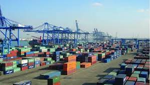 تصدير 13 ألف طن بضائع عامة من ميناء دمياط