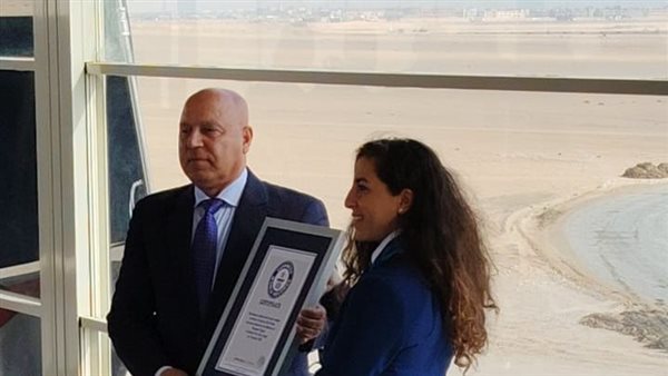 ميناء السخنة يدخل موسوعة جينيس للأرقام القياسية بأعمق حوض 