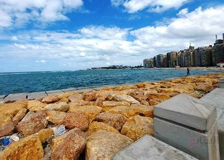 تزامنا مع نوة الشمس الصغيرة الممطرة.. كسر الموجة الحارة وعودة الأجواء الشتوية إلى الإسكندرية 