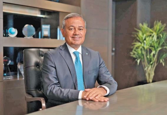 مصرف أبوظبى الإسلامى- مصر ADIB-Egypt: تتويج عام جديد من الريادة فى الصيرفة الإسلامية بـ45 جائزة 