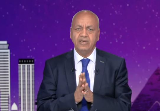 مصطفى بكري: نصف ثمن الآيفون بقى ضريبة! والمواطن يتحمل أعباء إضافية دون تفسير 
