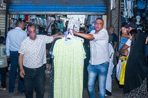 غلق 10 محال مخالفة.. حملة لإعادة الانضباط بشارع خالد بن الوليد في الإسكندرية 