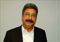 الكاتب أسامة غريب