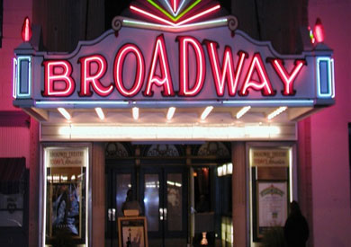 رابطة مسارح برودواى الأمريكية