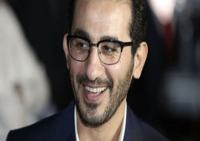 القاهرة السينمائى يمنح أحمد حلمى جائزة «فاتن حمامة للتميز»