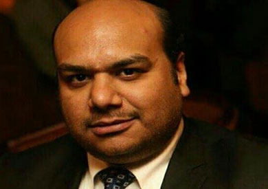 الناقد السينمائي محمد عاطف المدير الفني لمهرجان الإسماعيلية الدولي الثامن عشر للأفلام التسجيلية والقصيرة