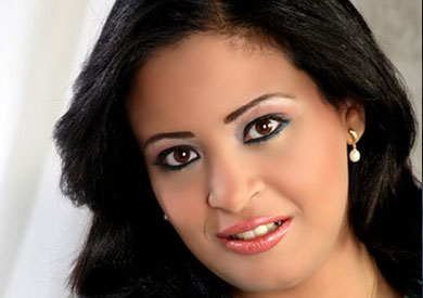 الإعلامية منى سالمان
