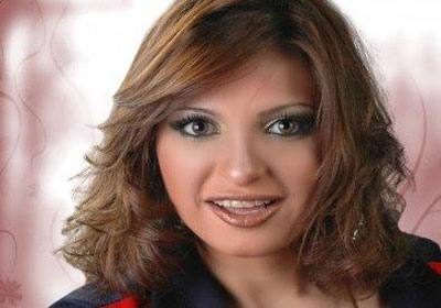 الفنانة الشابة منة جلال