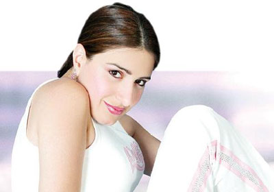 الفنانة الشابة ميرنا وليد