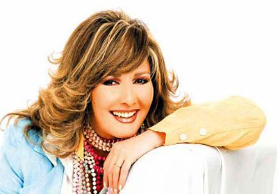 الفنانة اثار الحكيم