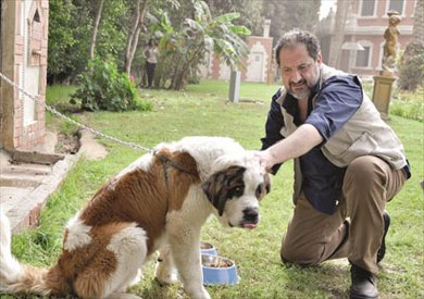 خالد الصاوي في مشهد من مسلسل "الصعلوك"