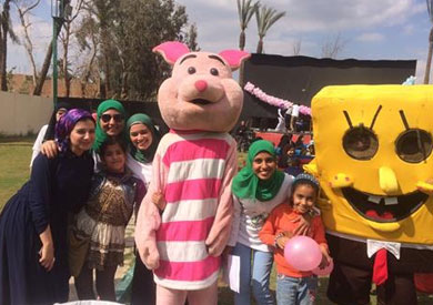 احتفال القرية الفرعونية بـ«يوم اليتيم»