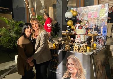 أسرة مسلسل حرب أهلية تحتفل بعيد ميلاد يسرا