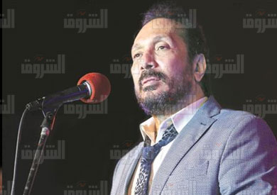 تصوير صلاح سعيد-الفنان على الحجار