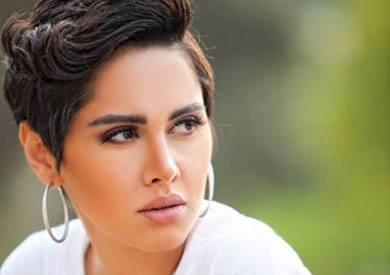 الفنانة ياسمين رئيس ضيفة شرف على اسرة مسلسل «الميزان»