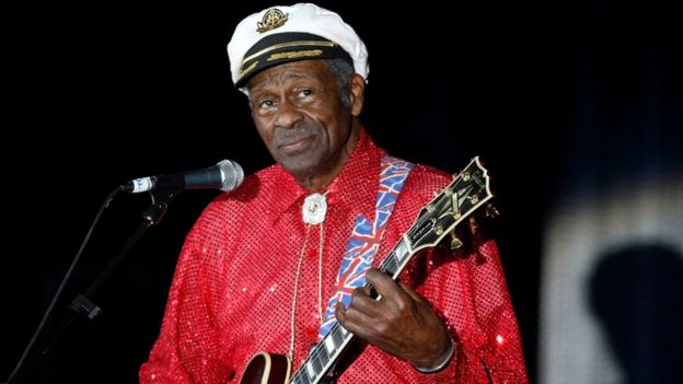 توفي تشاك بيري نجم موسيقى الروك اند رول عن عمر يناهز 90 عاما، حسبما أعلنت الشرطة في ولاية ميزوري الأمريكية.