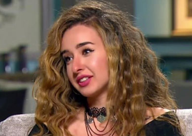 الممثلة الشابة هنا الزاهد