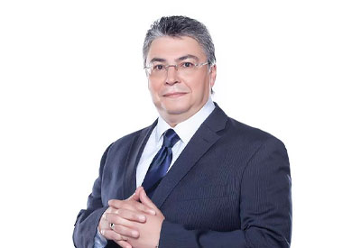 الإعلامي جمال عنايت